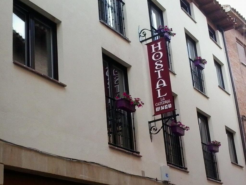 Hostal La Catedral Санто-Домінго-де-ла-Кальсада Екстер'єр фото