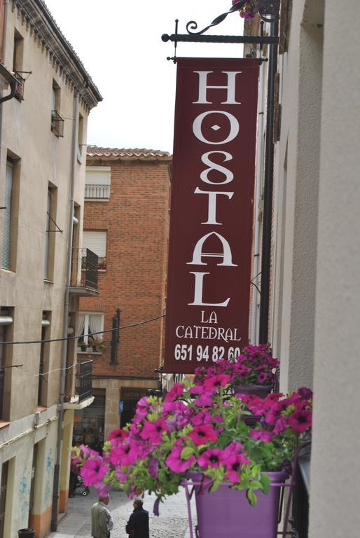 Hostal La Catedral Санто-Домінго-де-ла-Кальсада Екстер'єр фото