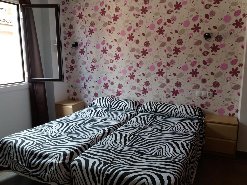 Hostal La Catedral Санто-Домінго-де-ла-Кальсада Екстер'єр фото